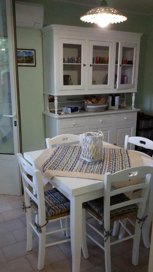 Casa Vacanze "Il Carrubo" Gagliano del Capo Exterior foto